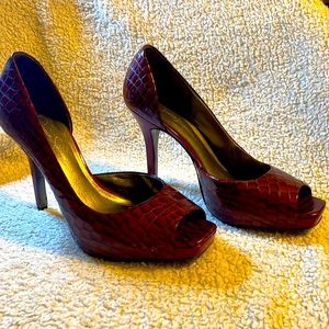 Jessica Simpson 3.5 inch heels. Maroon with a snakeskin texture. Peep toe